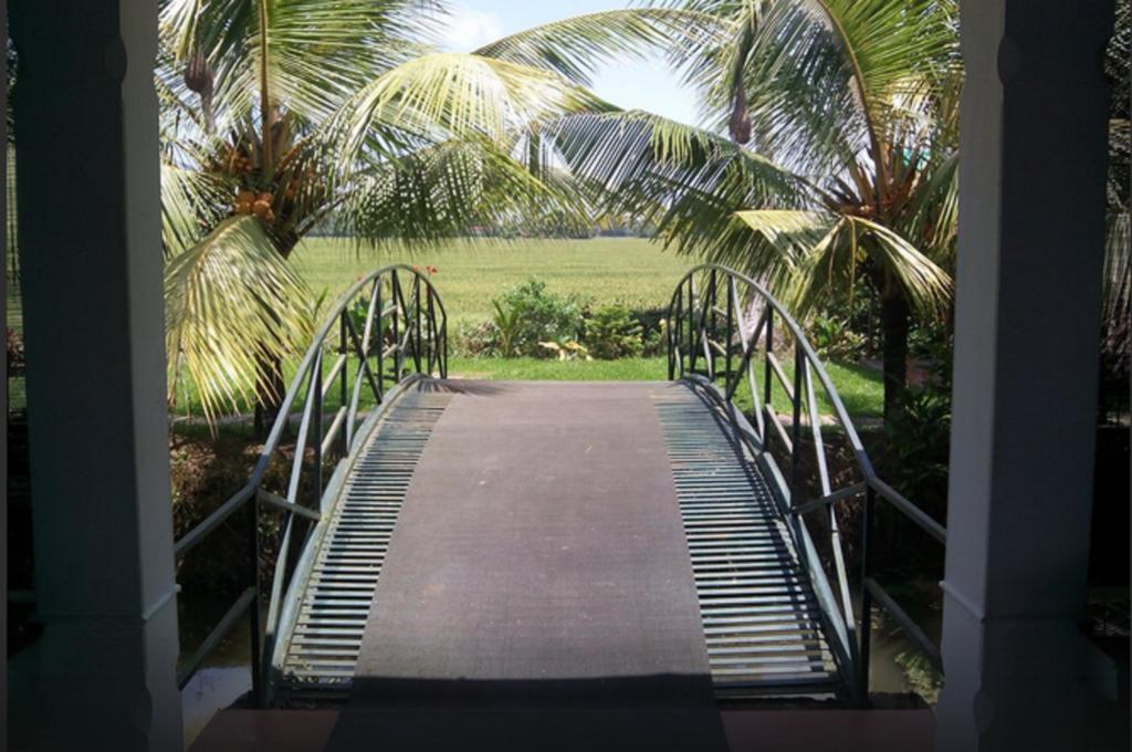 Riverine Resort Alappuzha Esterno foto